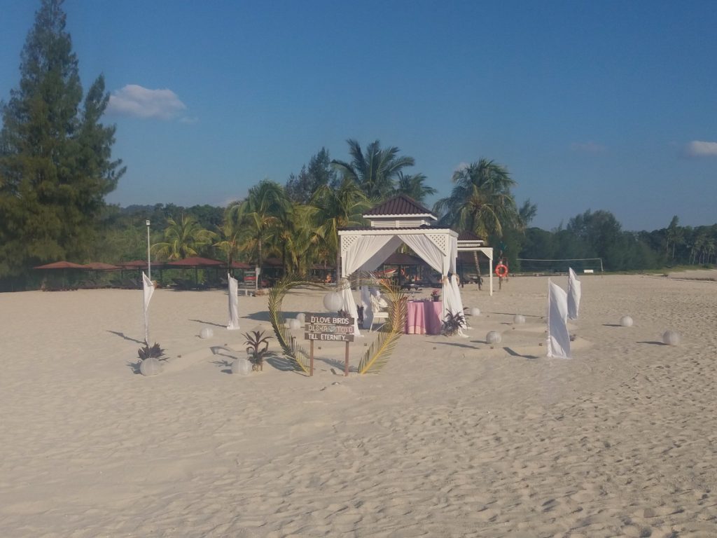 langkawi malaezia obiective turistice berjaya resort plaja pantai kok