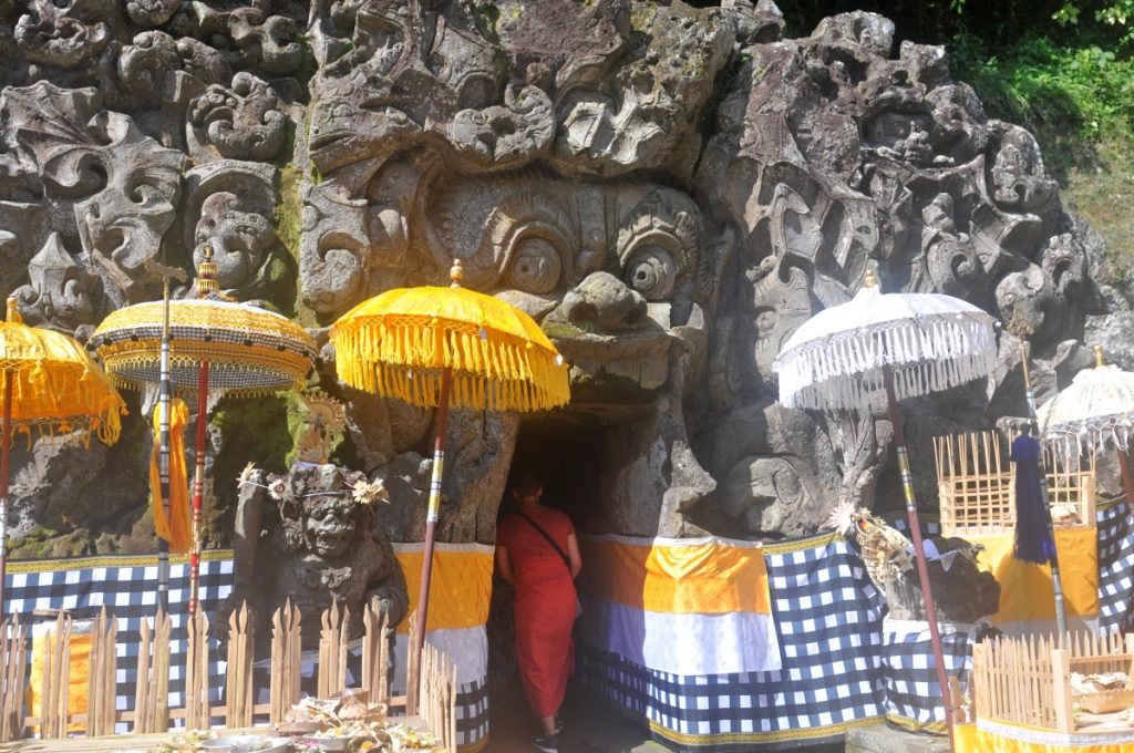 temple bali indonezia goa gajah