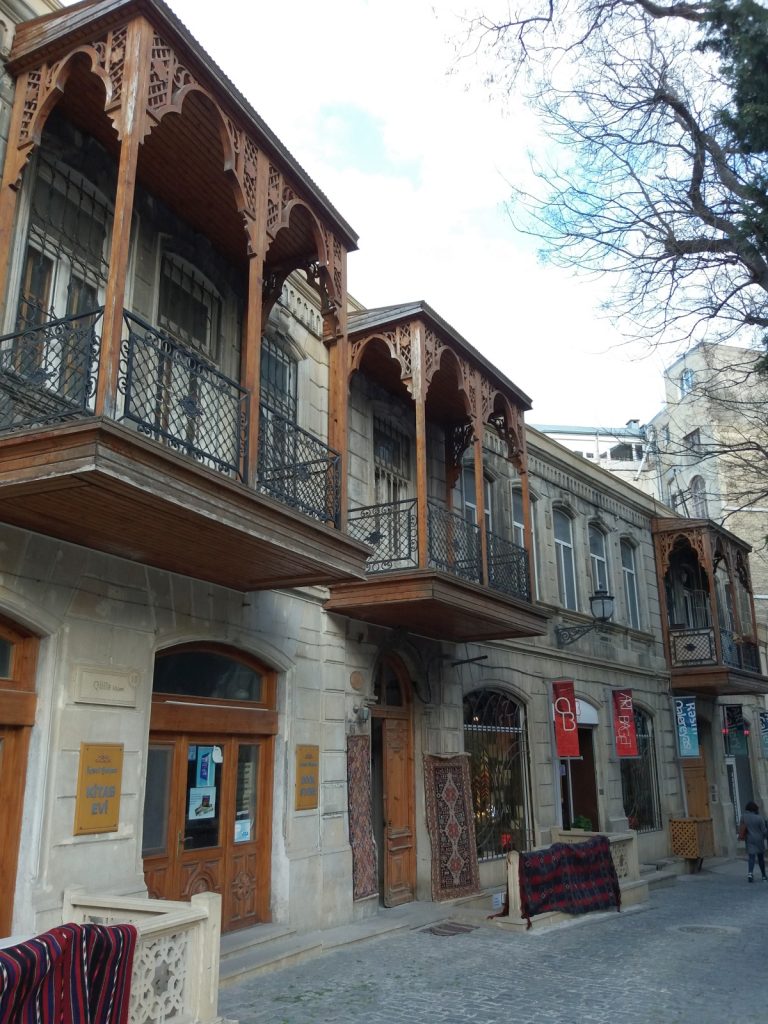 obiective turistice baku azerbaidjan centrul istoric