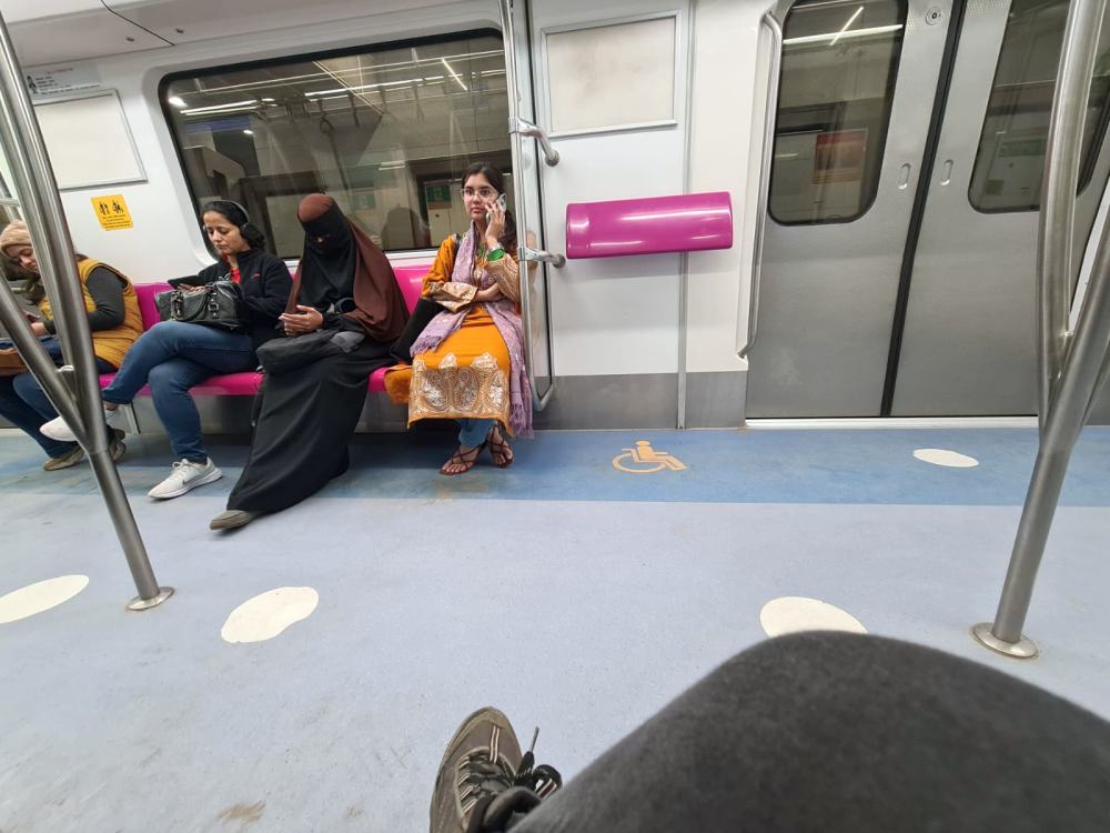 india călătorie siguranță femei