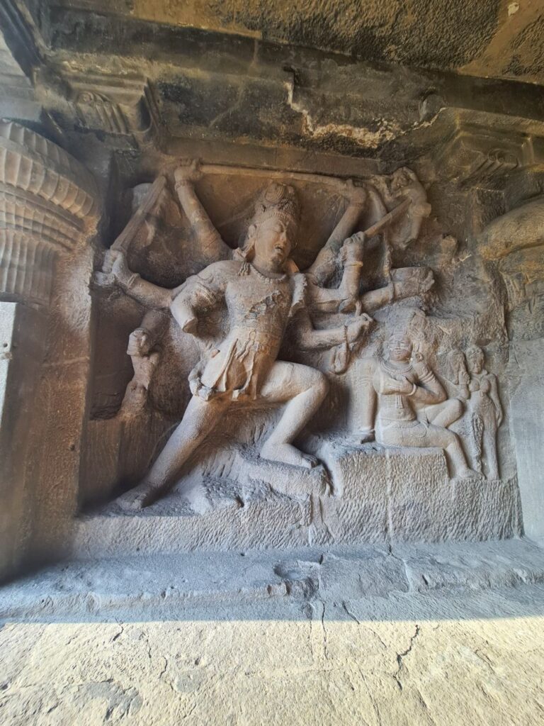 peșterile ellora aurangabad india obiective turistice