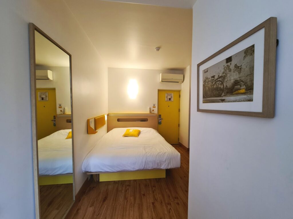 cazare new delhi india bloom rooms