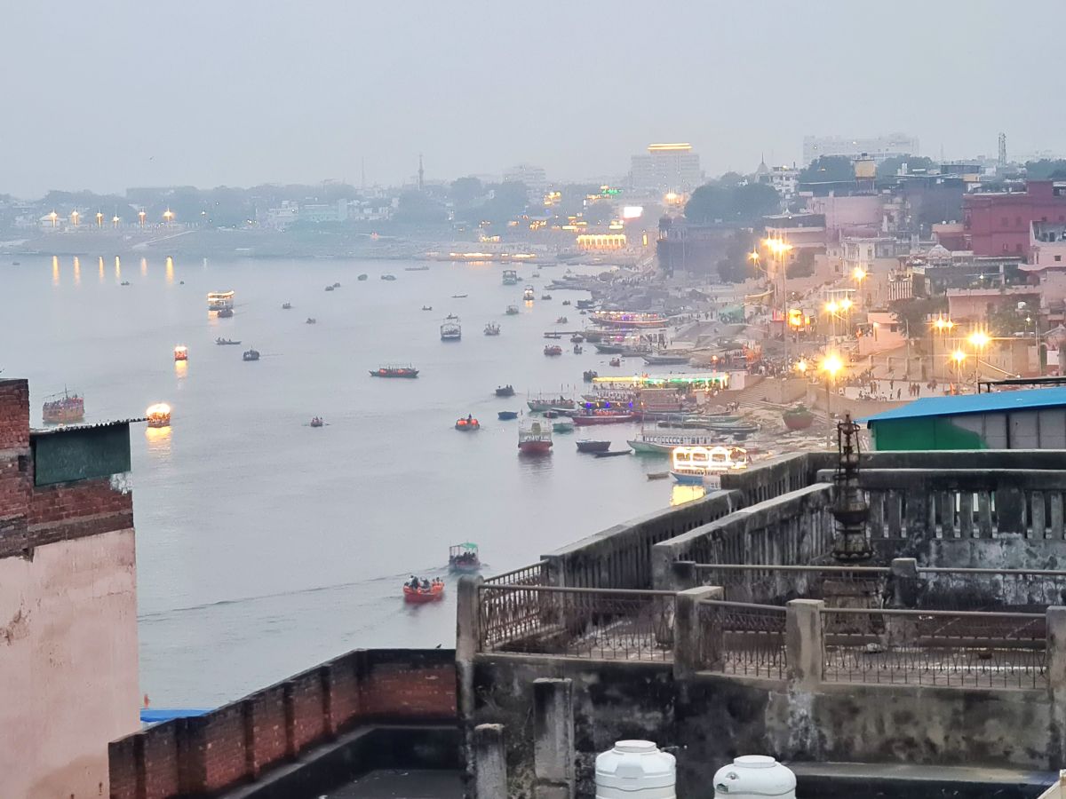 cazare wander station varanasi india