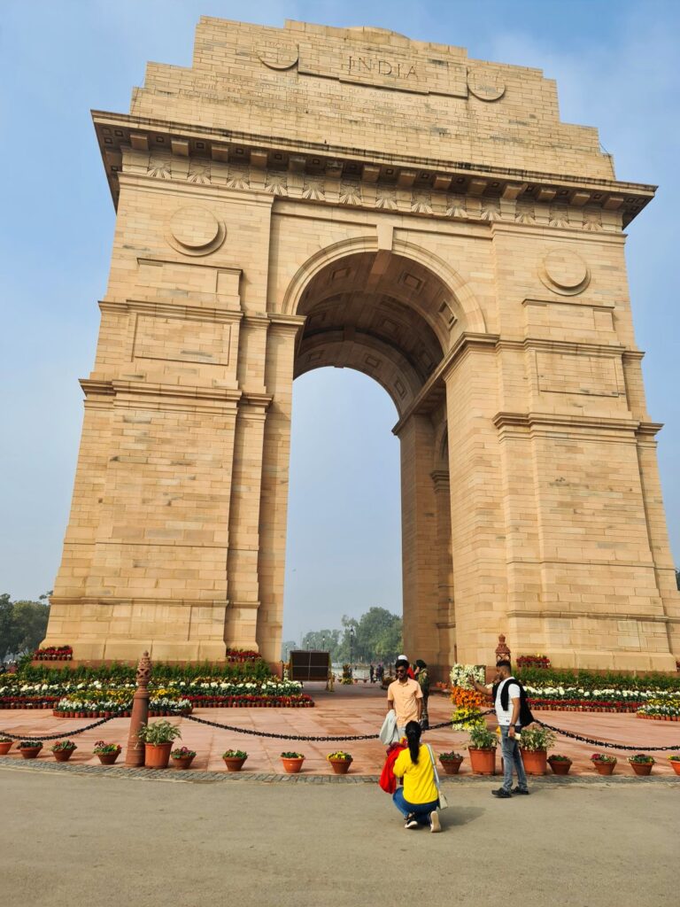 india gate new delhi