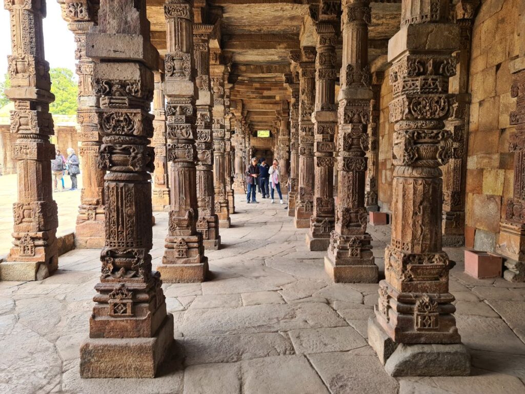 qutub minar new delhi obiective turistice