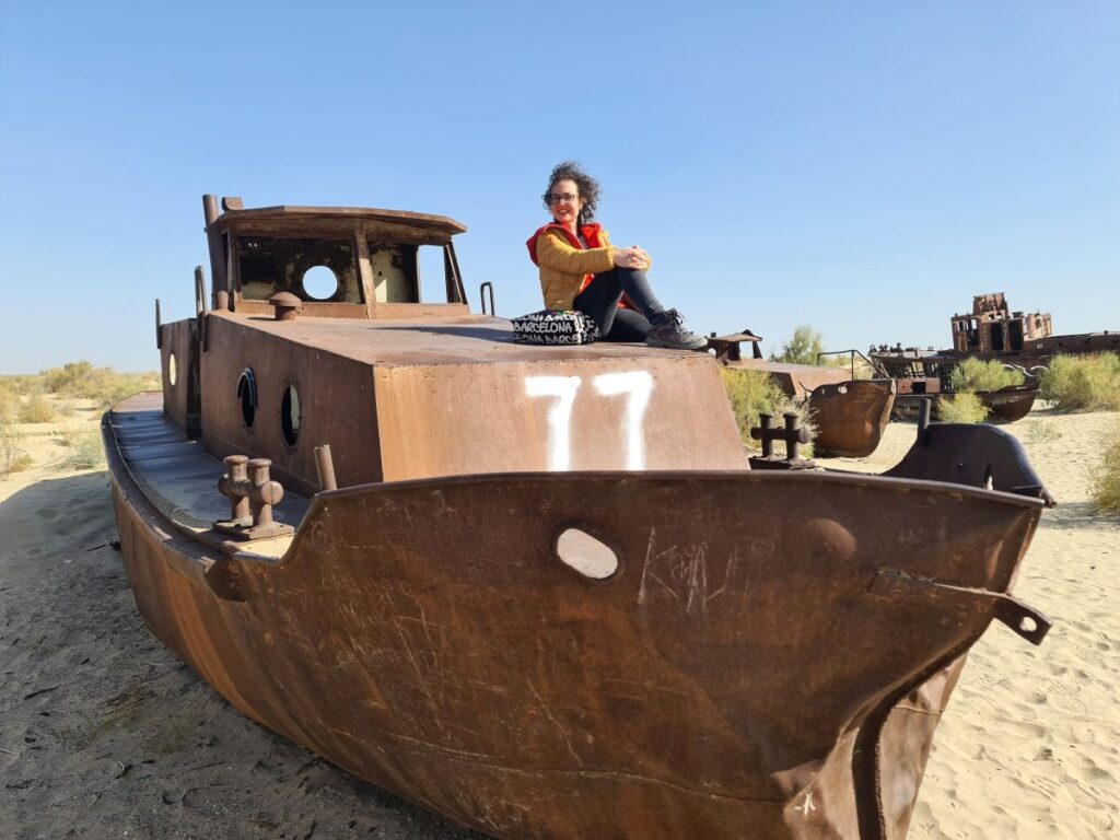 obiective turistice uzbekistan cimitirul nave muinak marea aral karakalpakstan