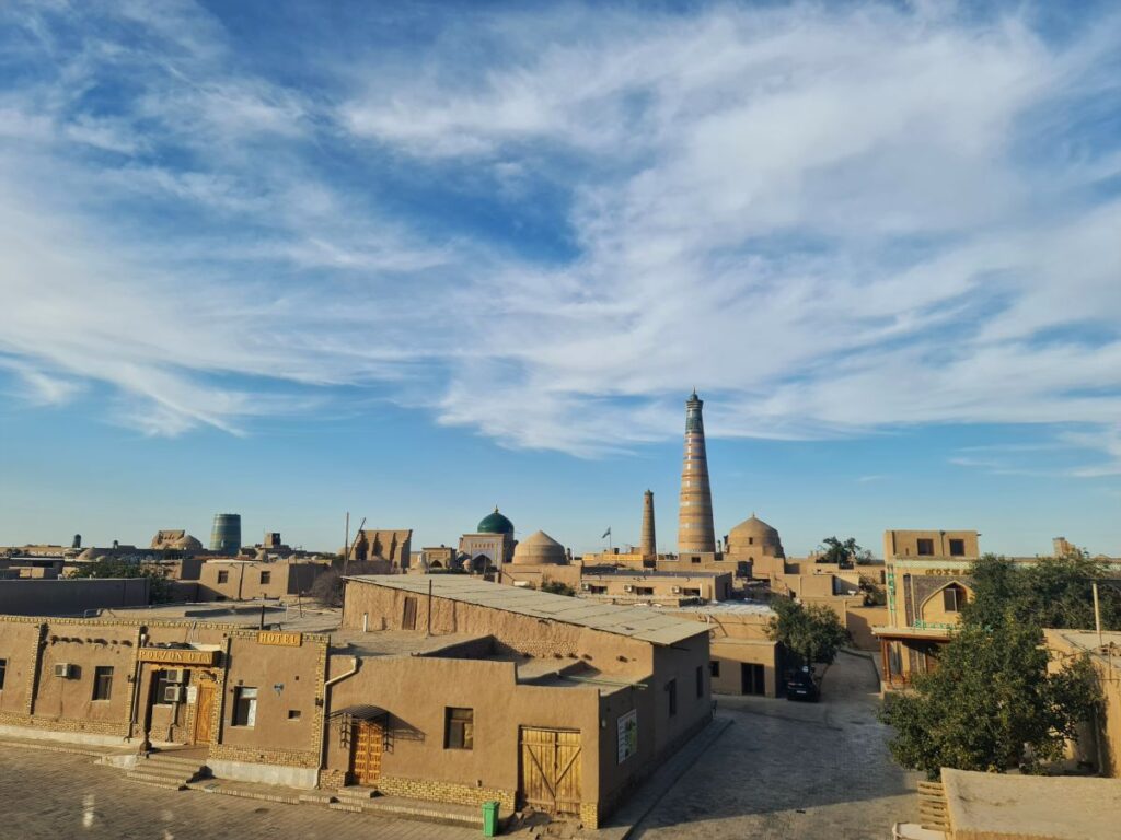 obiective turistice uzbekistan khiva de pe ziduri