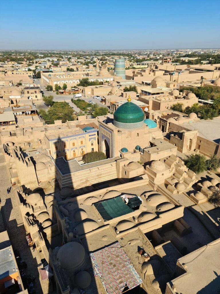 obiective turistice uzbekistan khiva minaretul islam khoja