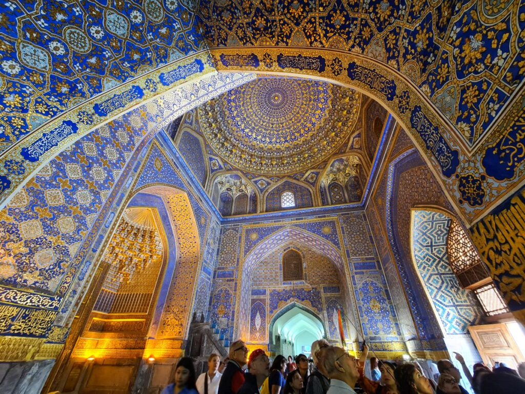 obiective turistice uzbekistan samarkand registan medresa Tilya Kori