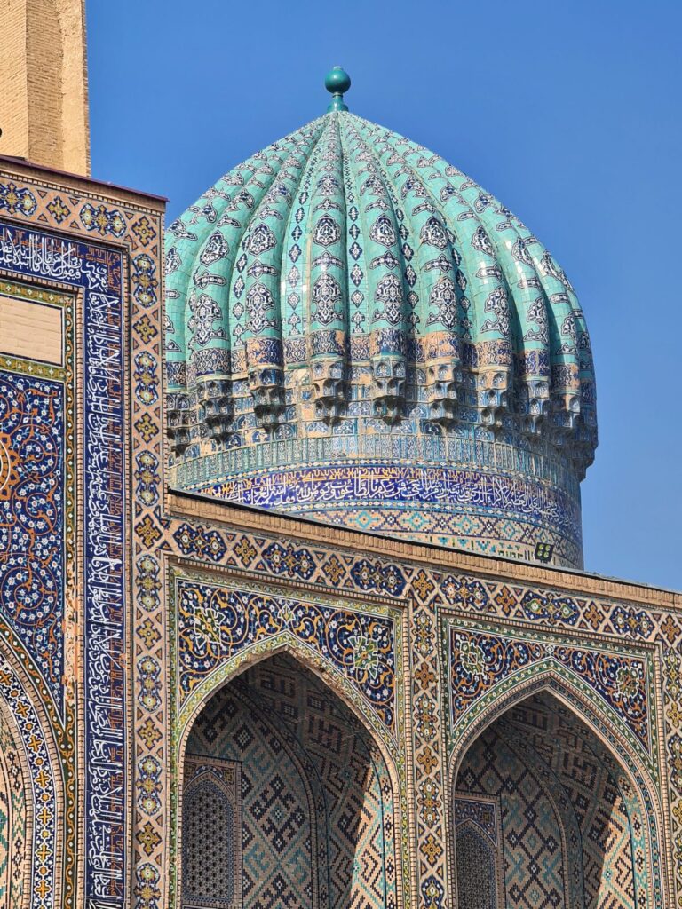 obiective turistice uzbekistan samarkand registan medresa sherdor